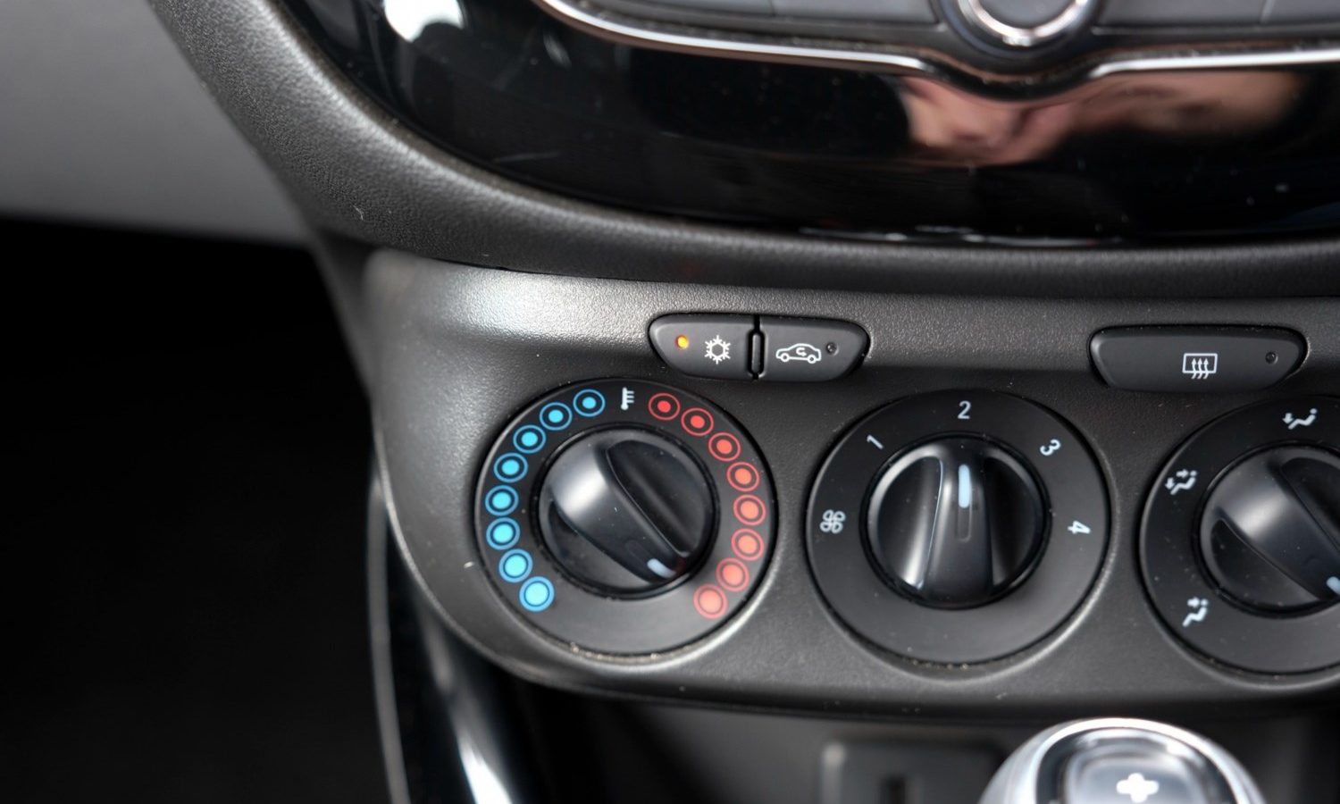 2018 Vauxhall Corsa 1.4 SE 5dr Auto for sale at Hofmanns