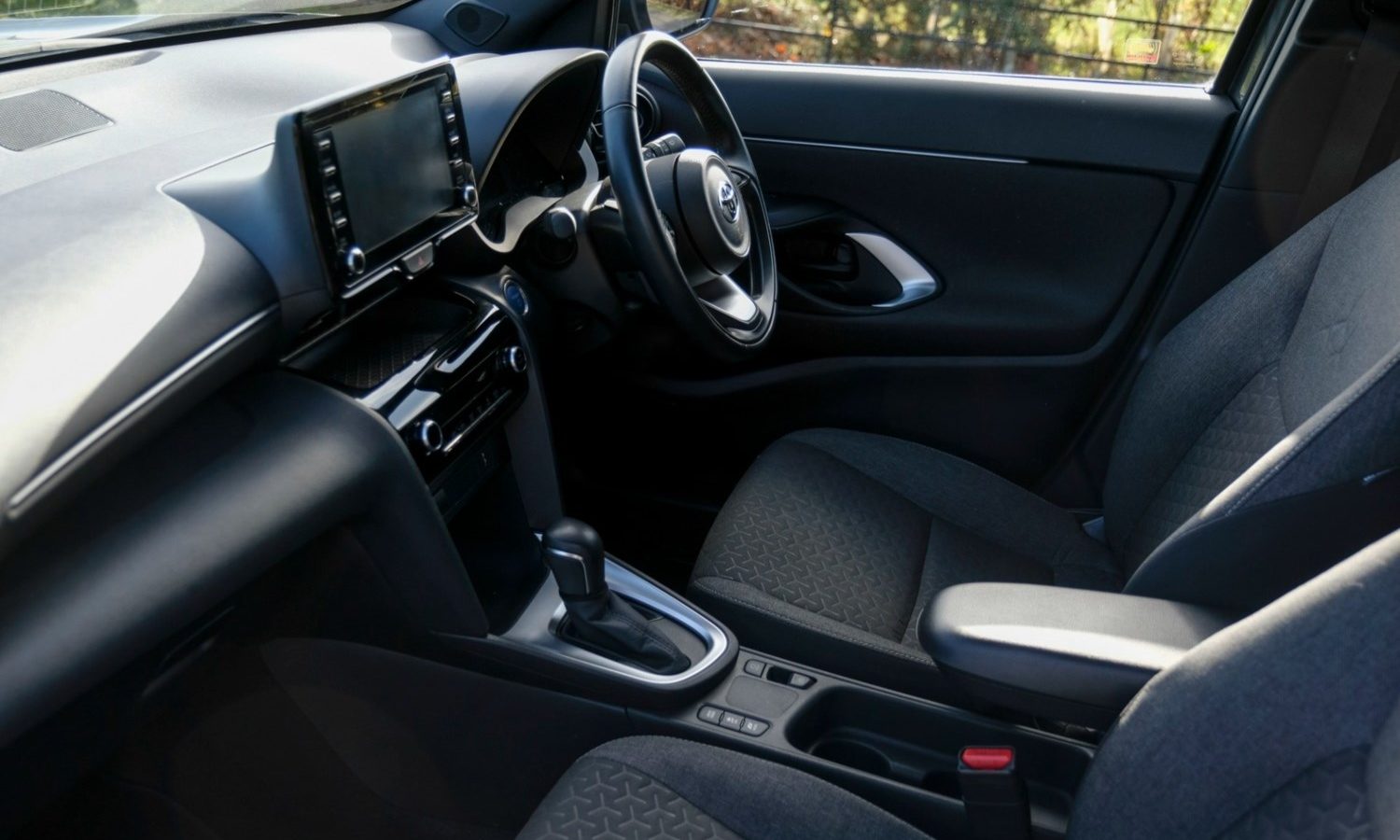 2024 Toyota Yaris Cross 1.5 Hybrid Design 5dr CVT for sale at Hofmanns