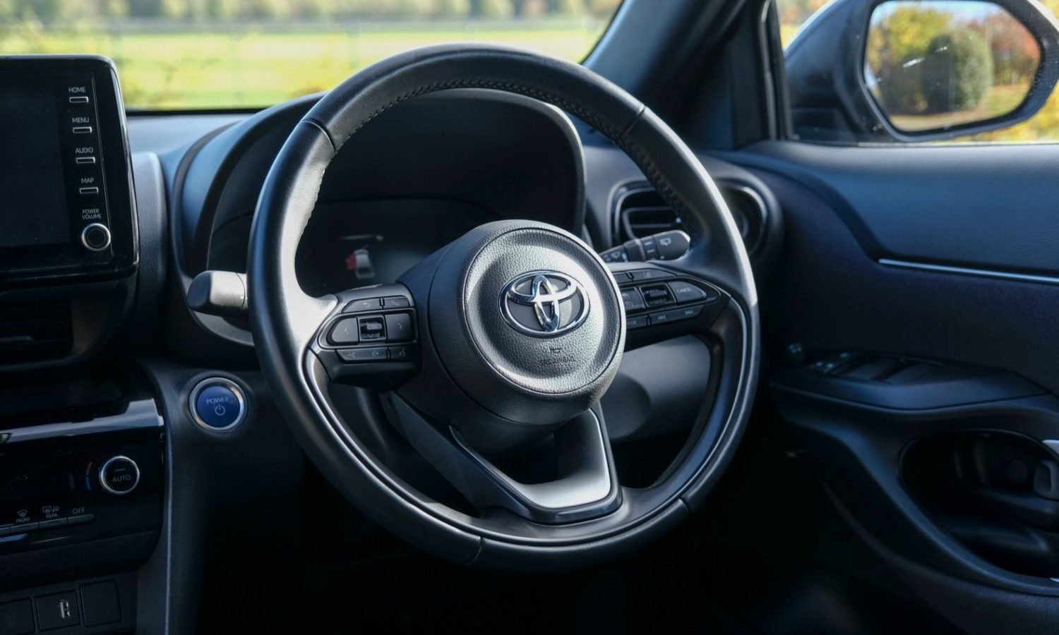 2024 Toyota Yaris Cross 1.5 Hybrid Design 5dr CVT for sale at Hofmanns