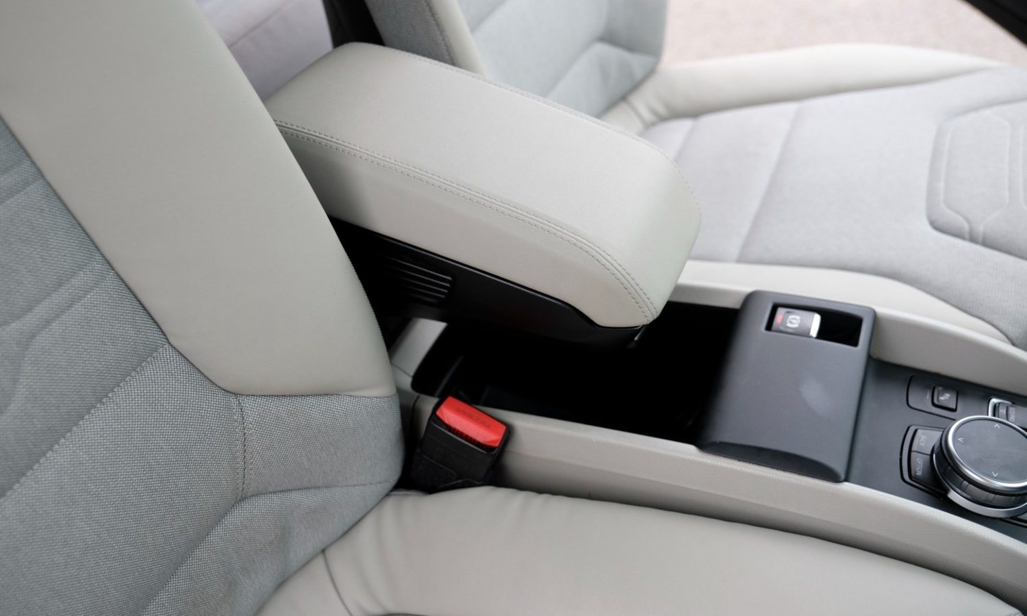 2018 BMW i3 135kW S Range Extender 33kWh 5dr Auto for sale at Hofmanns