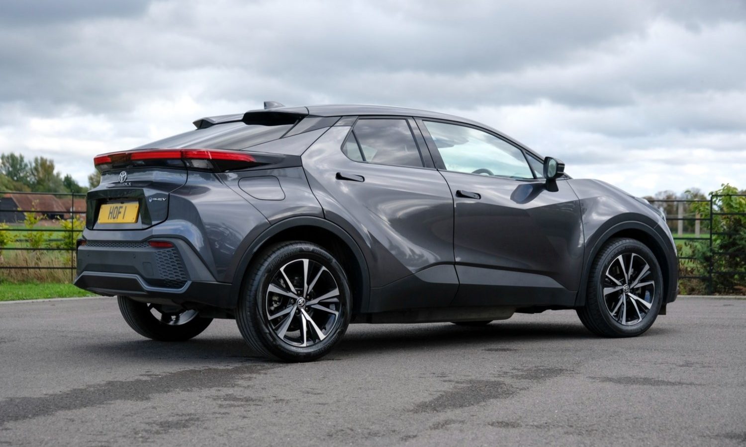 2024 Toyota C-HR 2.0 PHEV Design 5dr CVT for sale at Hofmanns