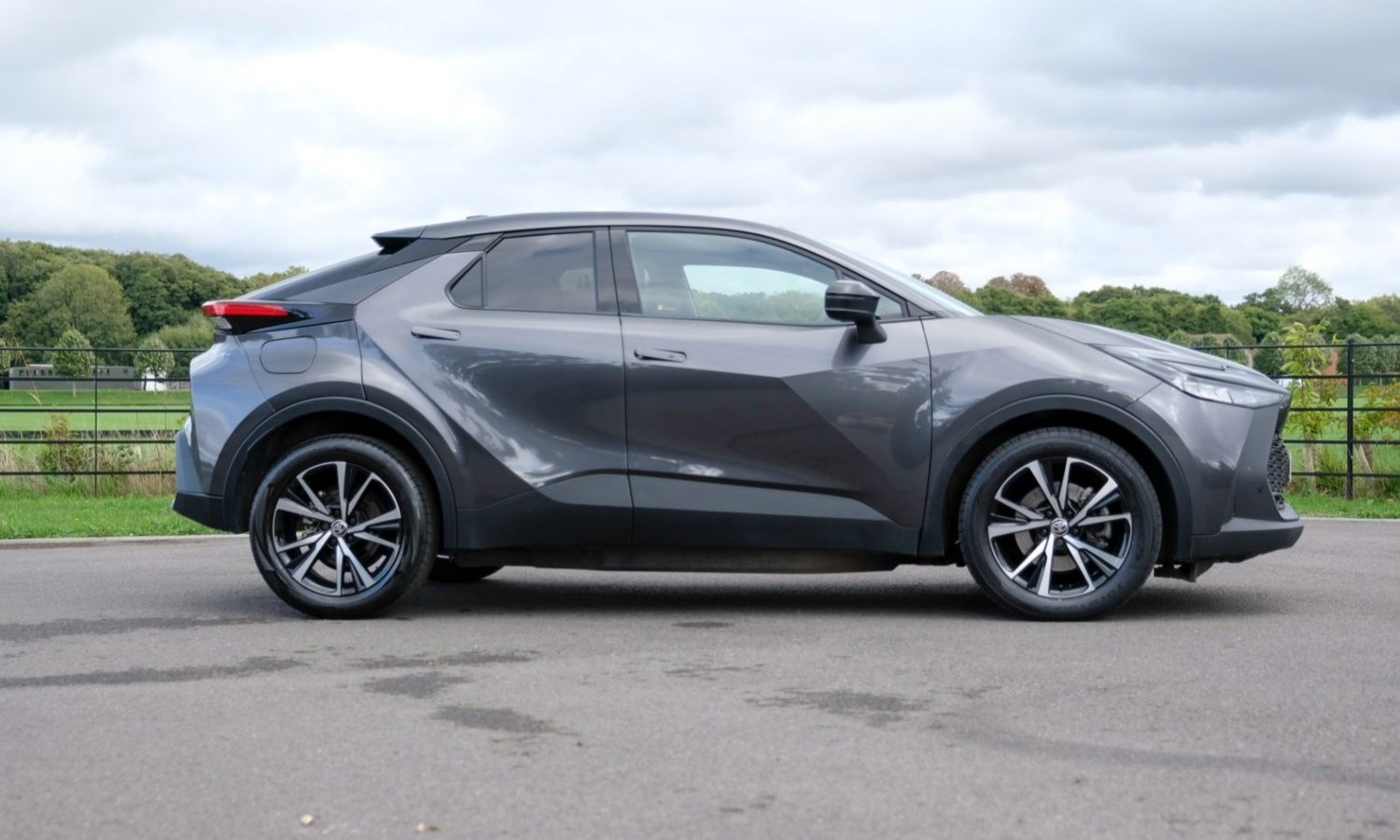 2024 Toyota C-HR 2.0 PHEV Design 5dr CVT for sale at Hofmanns