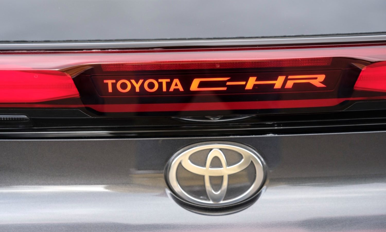 2024 Toyota C-HR 2.0 PHEV Design 5dr CVT for sale at Hofmanns