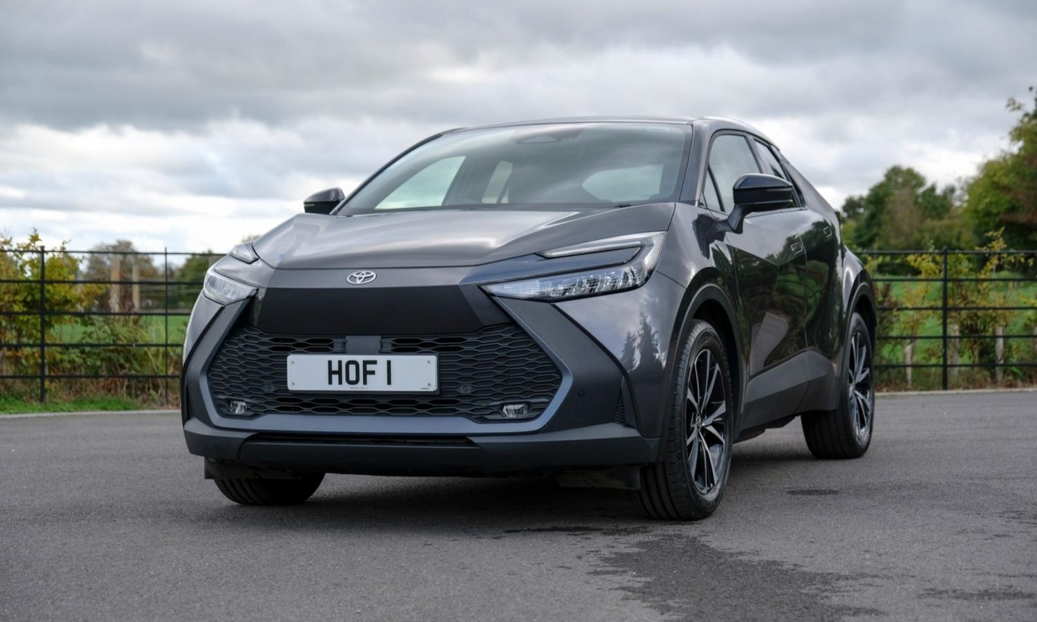 2024 Toyota C-HR 2.0 PHEV Design 5dr CVT for sale at Hofmanns