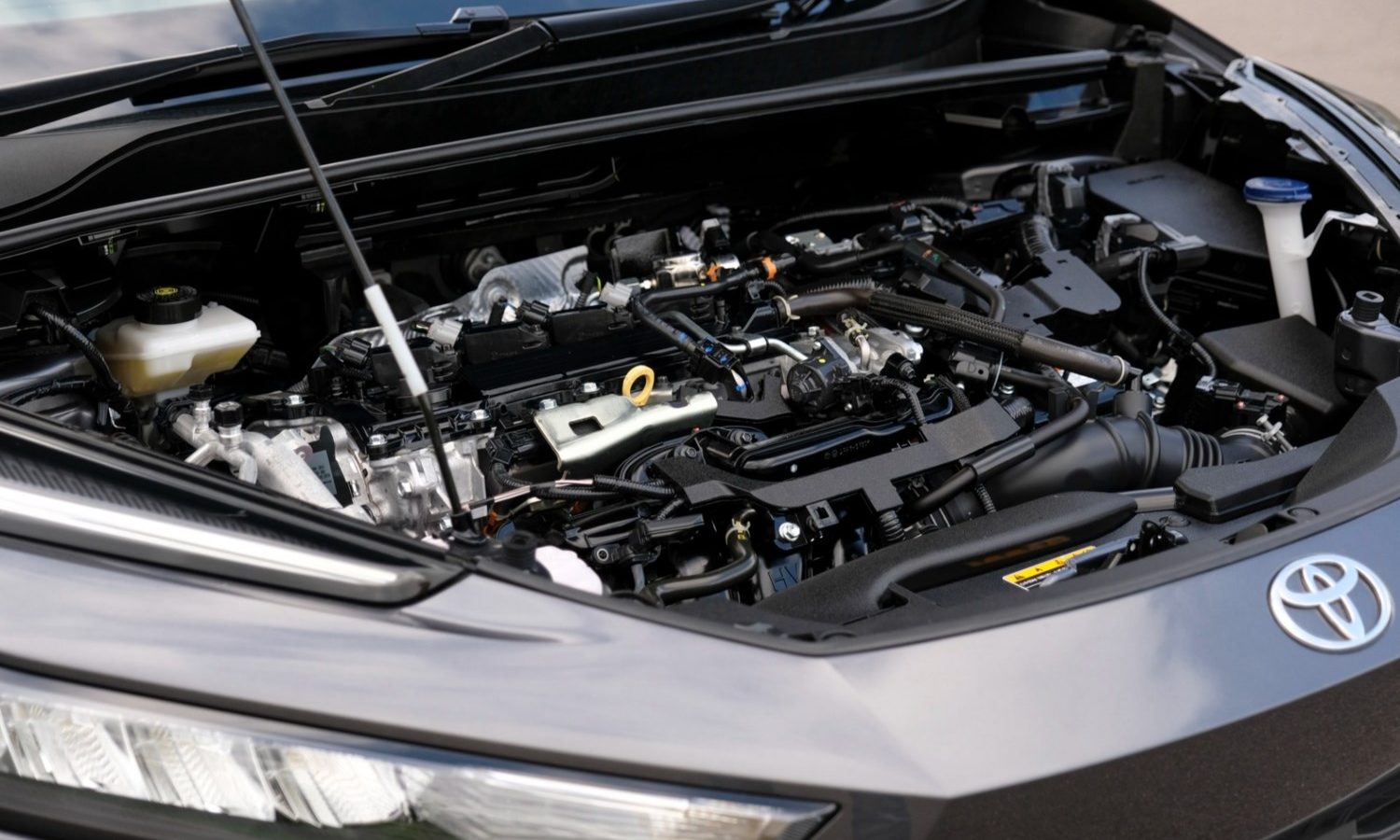 2024 Toyota C-HR 2.0 PHEV Design 5dr CVT for sale at Hofmanns