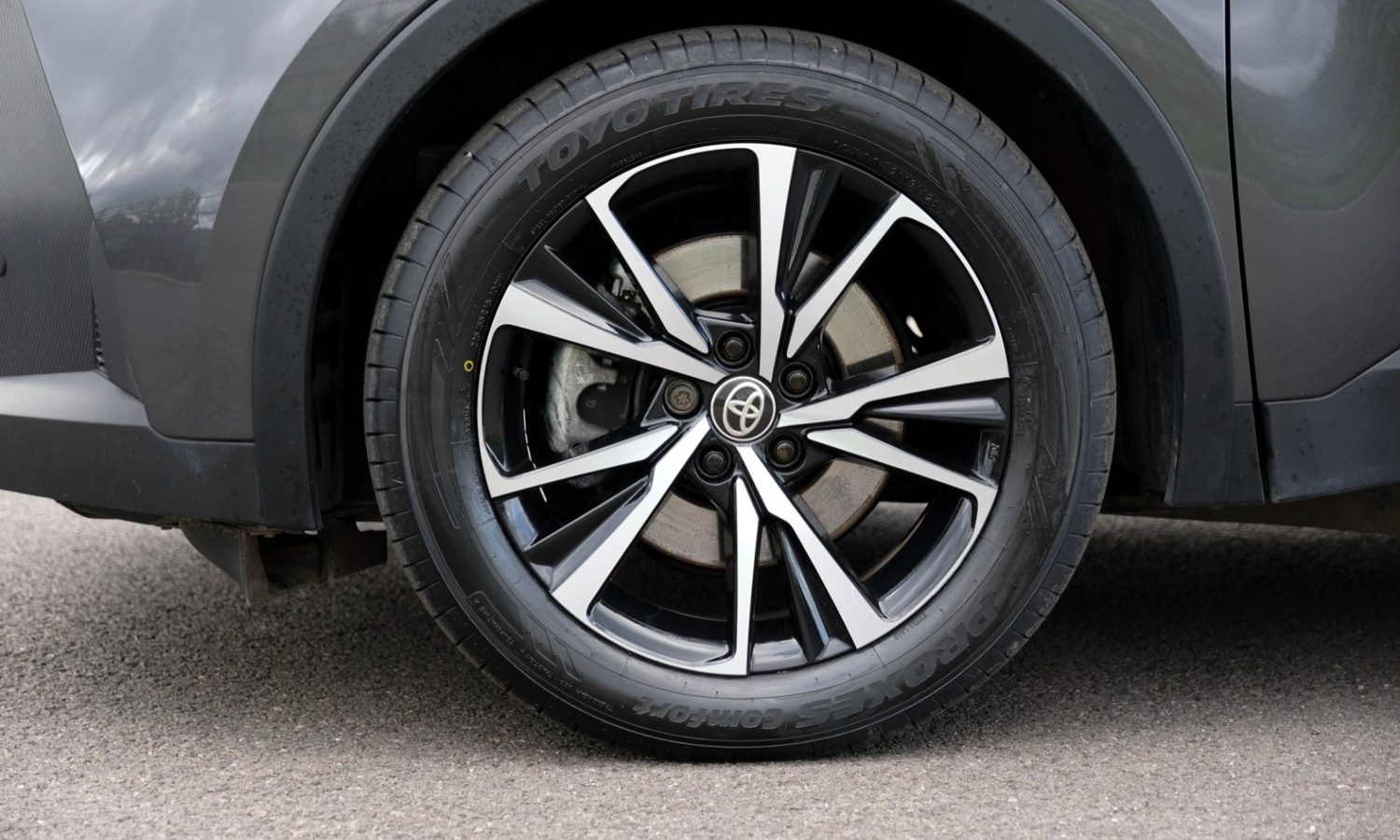 2024 Toyota C-HR 2.0 PHEV Design 5dr CVT for sale at Hofmanns