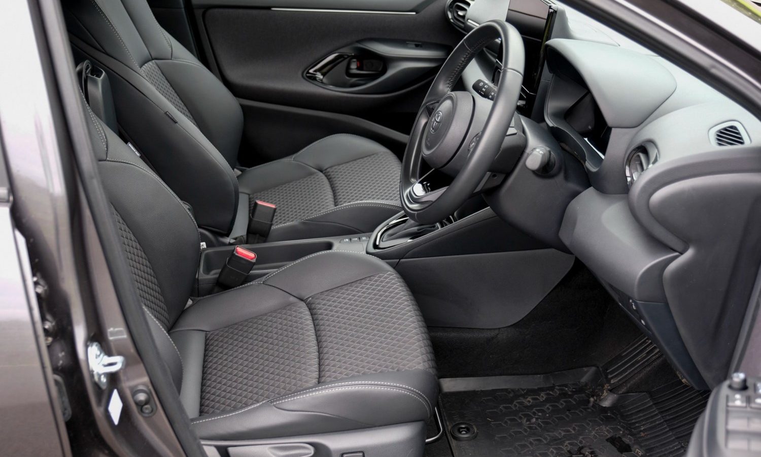 2024 Toyota Yaris 1.5 Hybrid Excel 5dr CVT for sale at Hofmanns