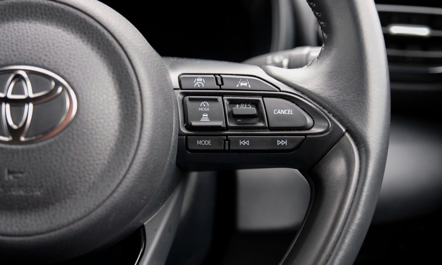 2024 Toyota Yaris 1.5 Hybrid Excel 5dr CVT for sale at Hofmanns