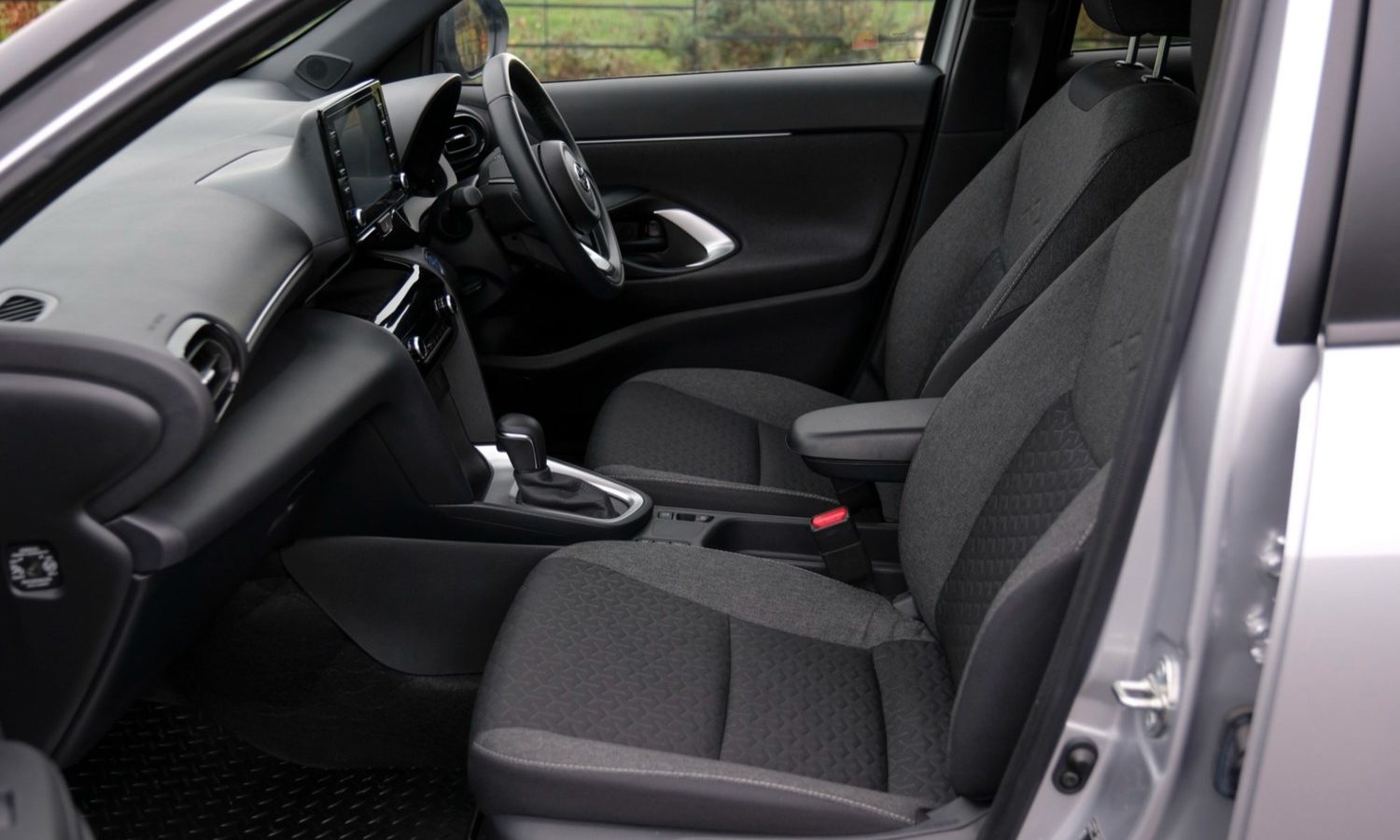 2023 Toyota Yaris Cross 1.5 Hybrid Design 5dr CVT for sale at Hofmanns