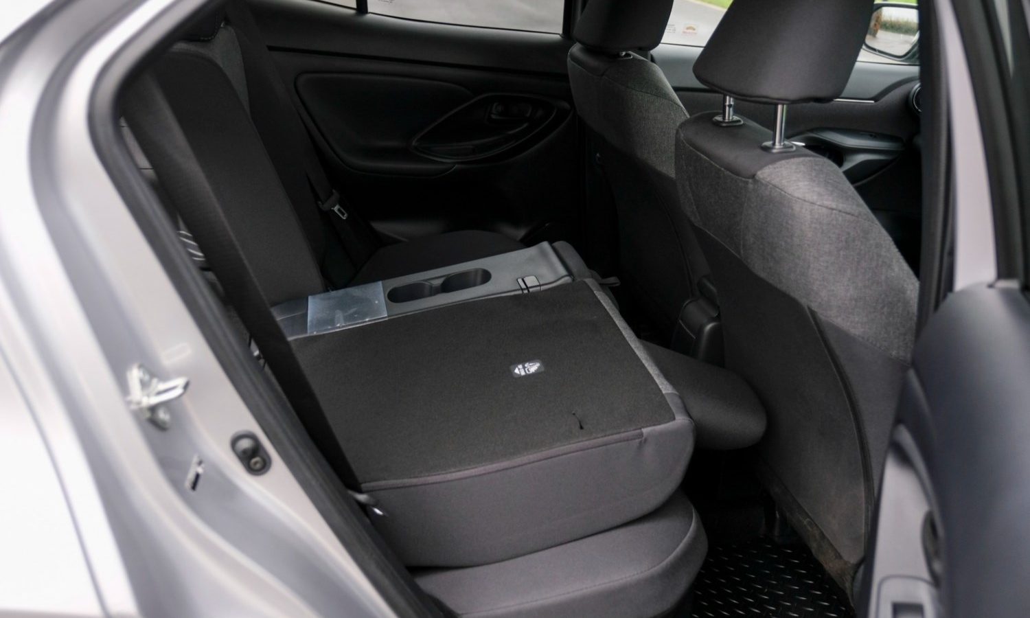 2023 Toyota Yaris Cross 1.5 Hybrid Design 5dr CVT for sale at Hofmanns