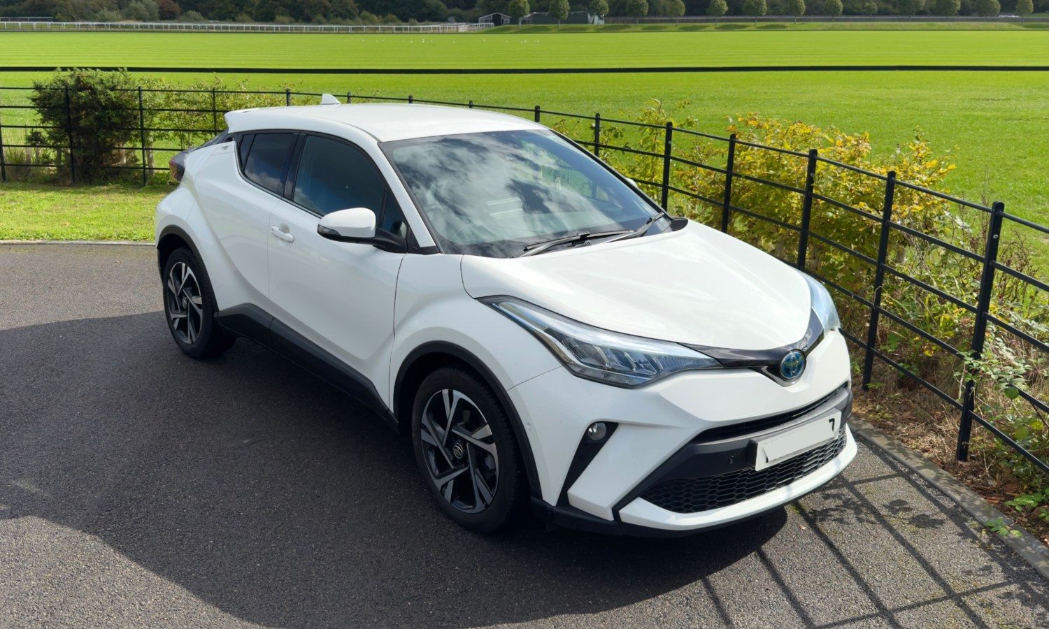 2022 Toyota C-HR 1.8 Hybrid Design 5dr CVT for sale at Hofmanns