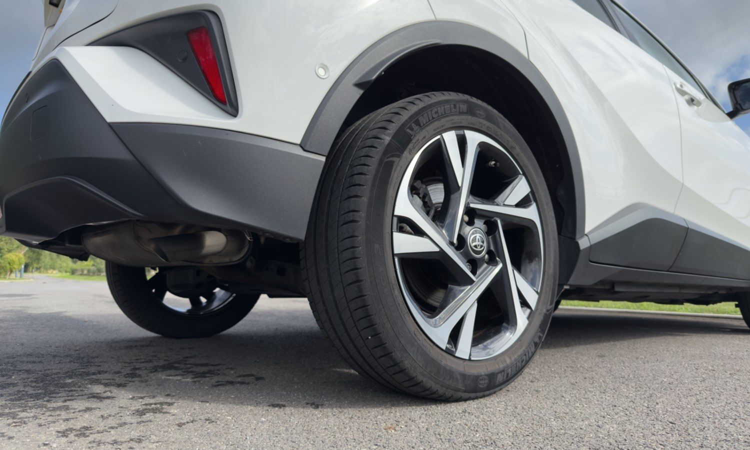 2022 Toyota C-HR 1.8 Hybrid Design 5dr CVT for sale at Hofmanns