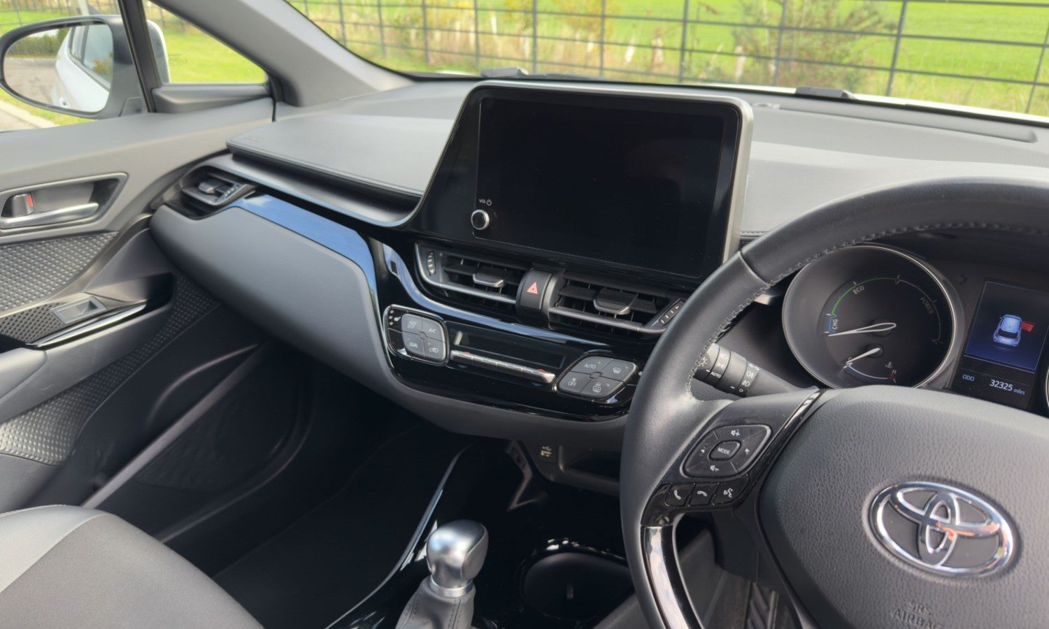 2022 Toyota C-HR 1.8 Hybrid Design 5dr CVT for sale at Hofmanns