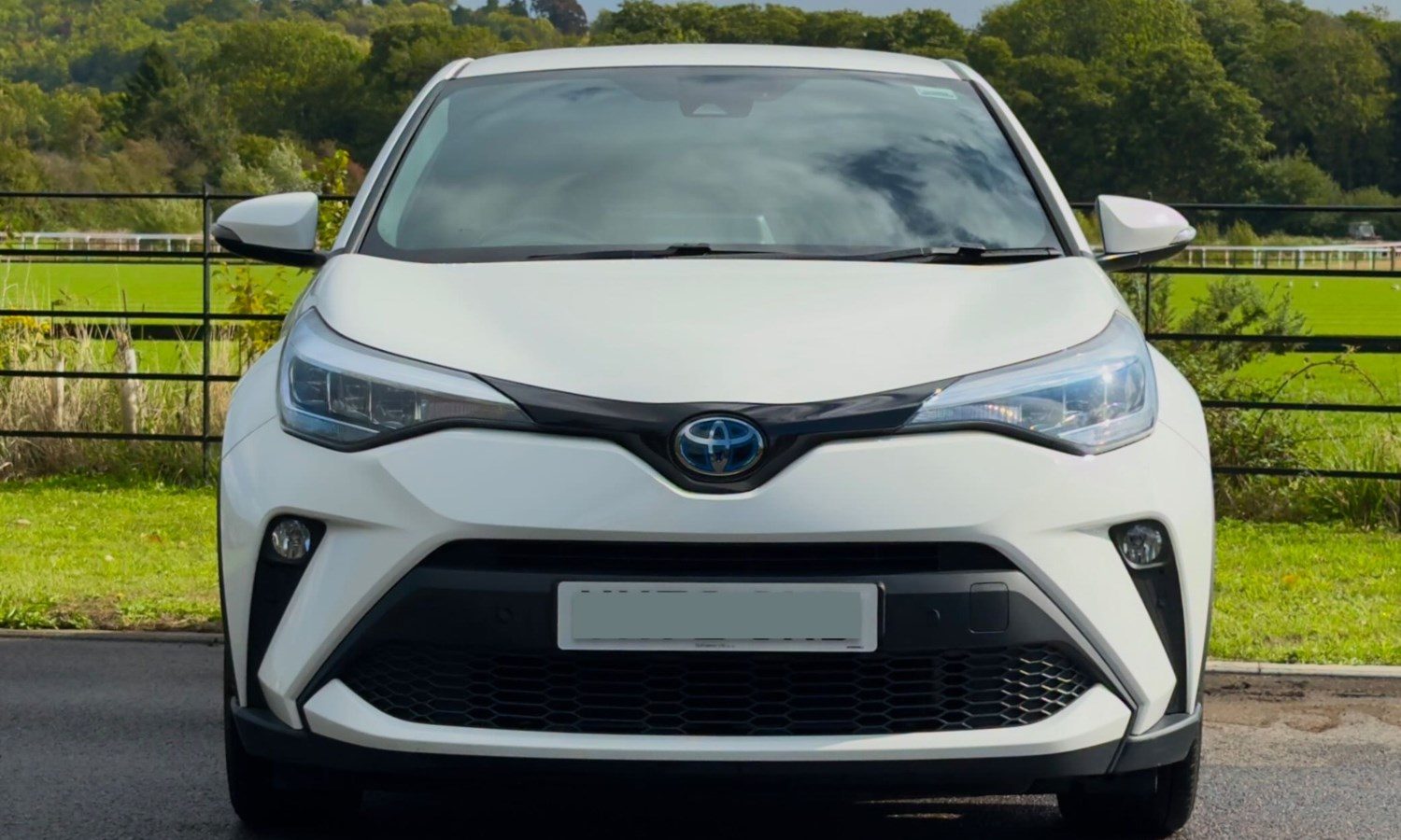 2022 Toyota C-HR 1.8 Hybrid Design 5dr CVT for sale at Hofmanns