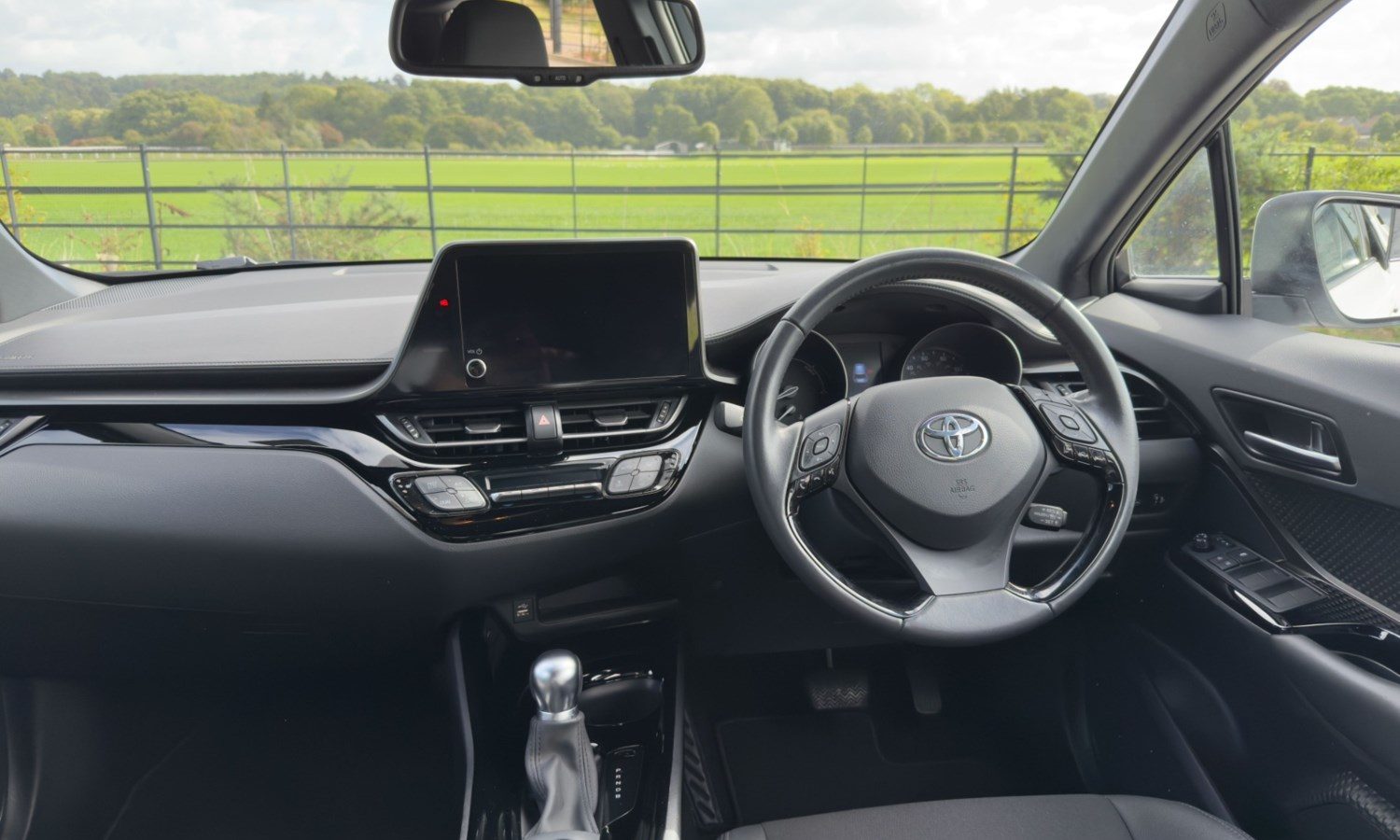 2022 Toyota C-HR 1.8 Hybrid Design 5dr CVT for sale at Hofmanns