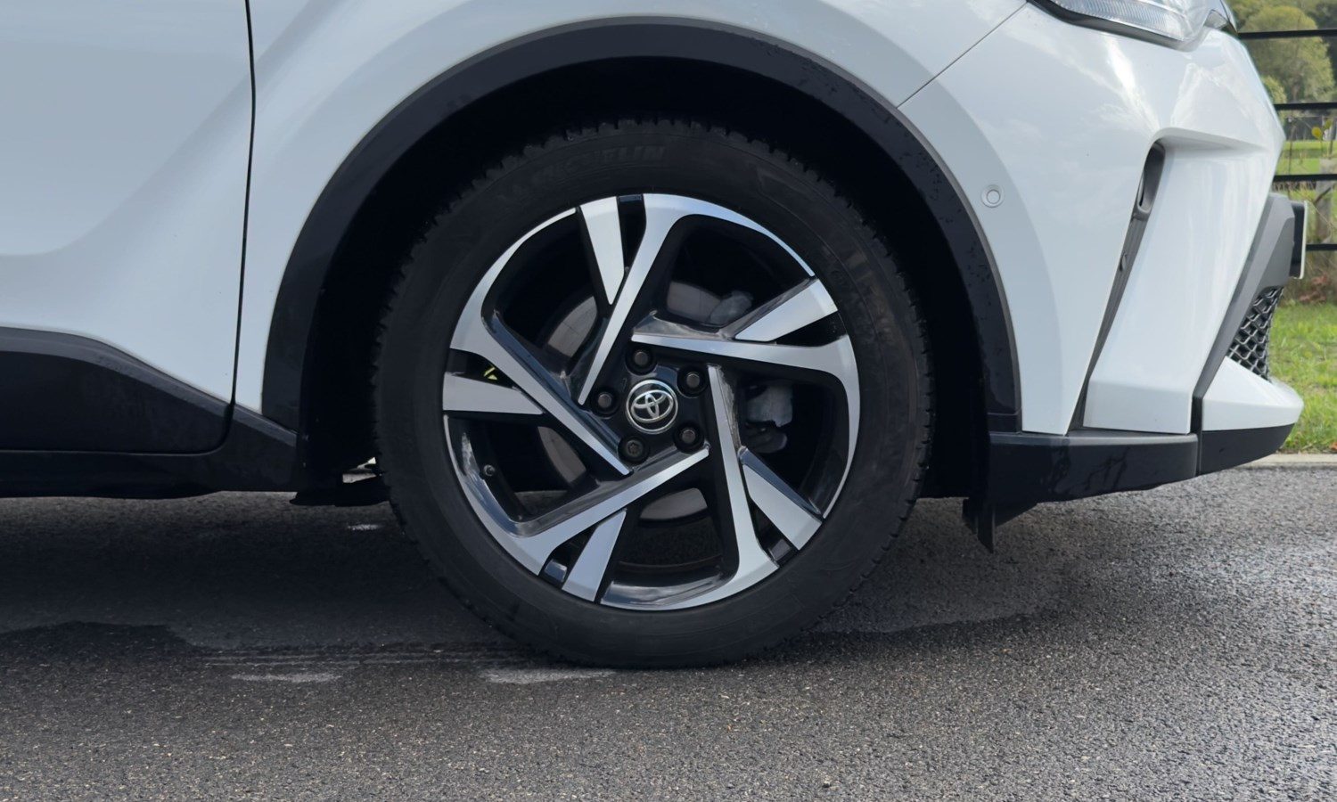 2022 Toyota C-HR 1.8 Hybrid Design 5dr CVT for sale at Hofmanns