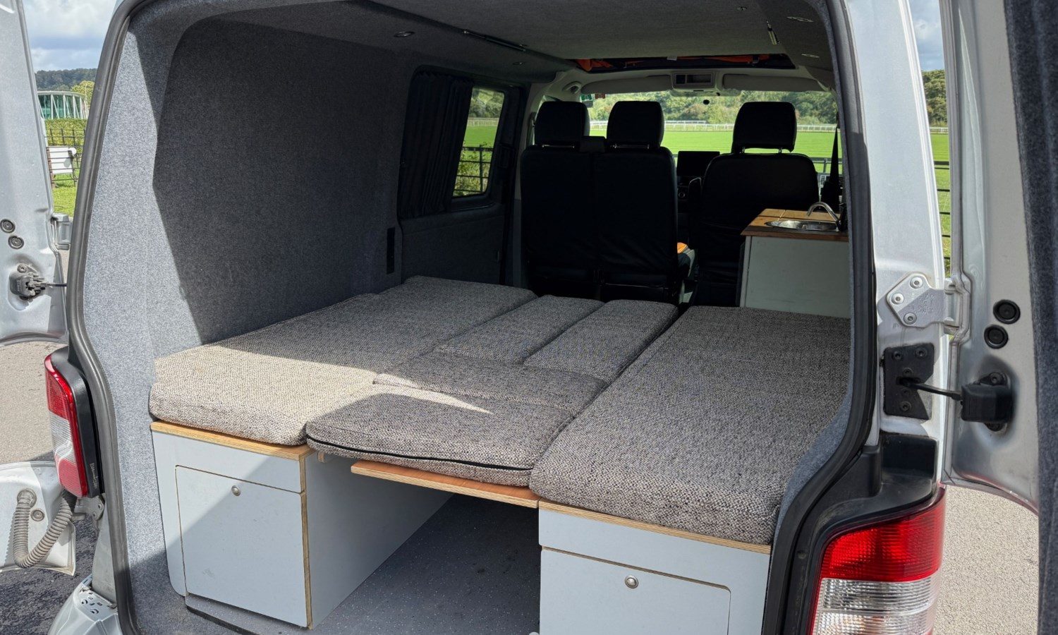 2015 Volkswagen Transporter 2.0 TDI 102PS Highline Van for sale at Hofmanns