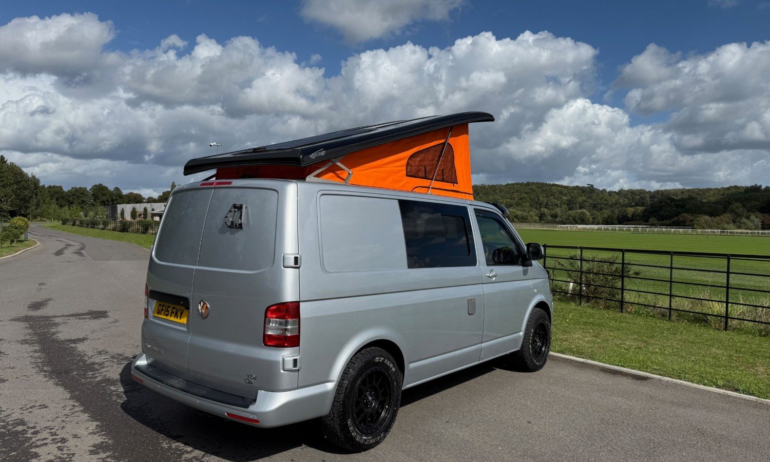 2015 Volkswagen Transporter 2.0 TDI 102PS Highline Van for sale at Hofmanns