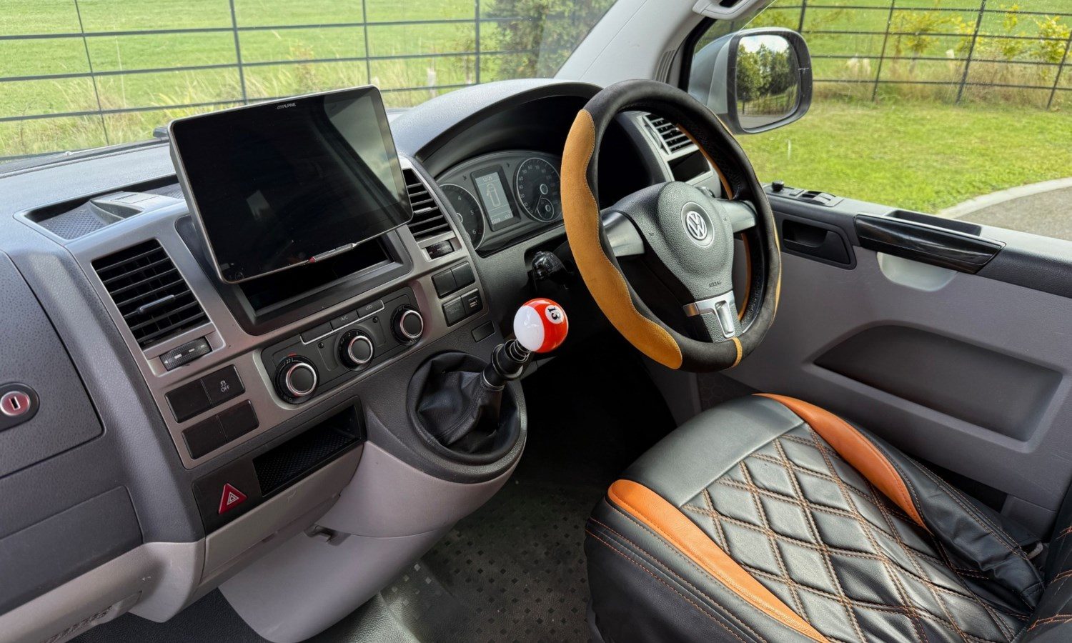 2015 Volkswagen Transporter 2.0 TDI 102PS Highline Van for sale at Hofmanns