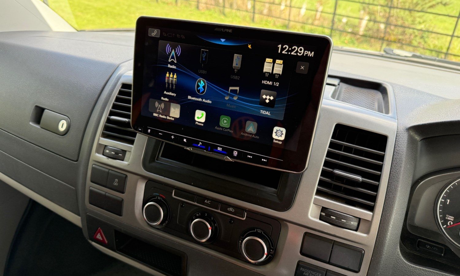 2015 Volkswagen Transporter 2.0 TDI 102PS Highline Van for sale at Hofmanns