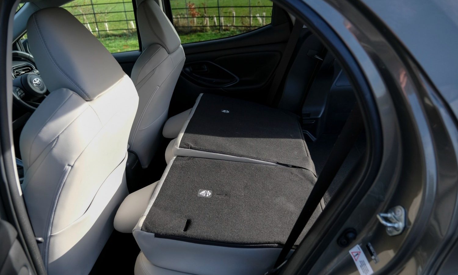 2022 Toyota Yaris 1.5 Hybrid Excel 5dr CVT for sale at Hofmanns