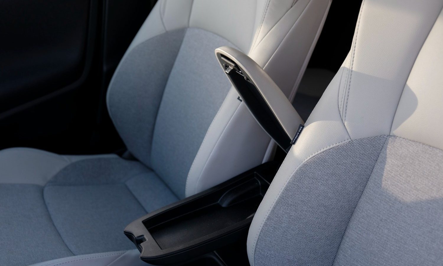 2022 Toyota Yaris 1.5 Hybrid Excel 5dr CVT for sale at Hofmanns