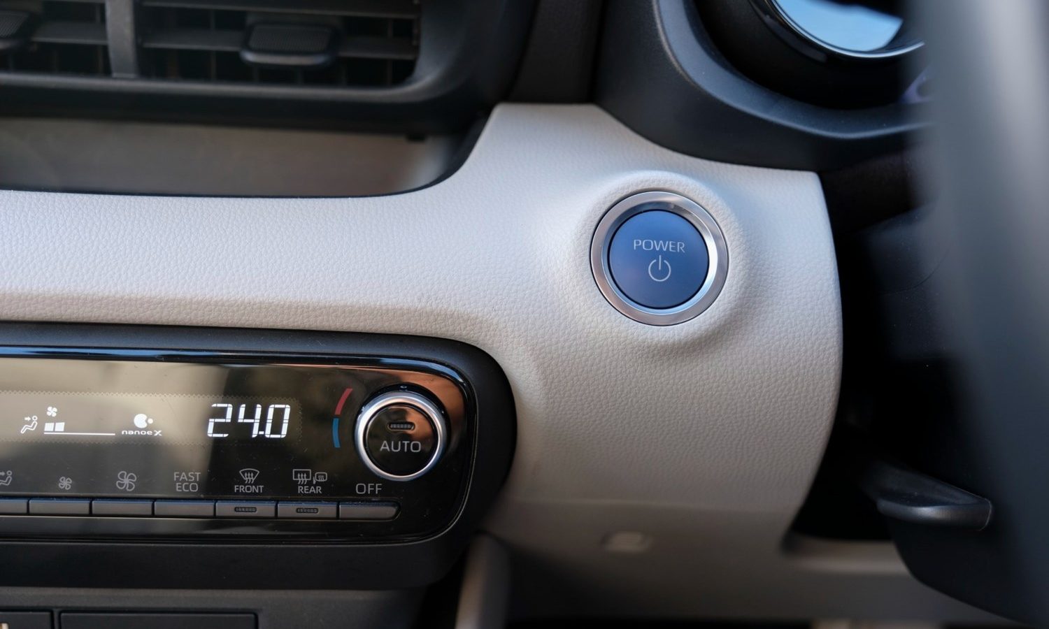 2022 Toyota Yaris 1.5 Hybrid Excel 5dr CVT for sale at Hofmanns