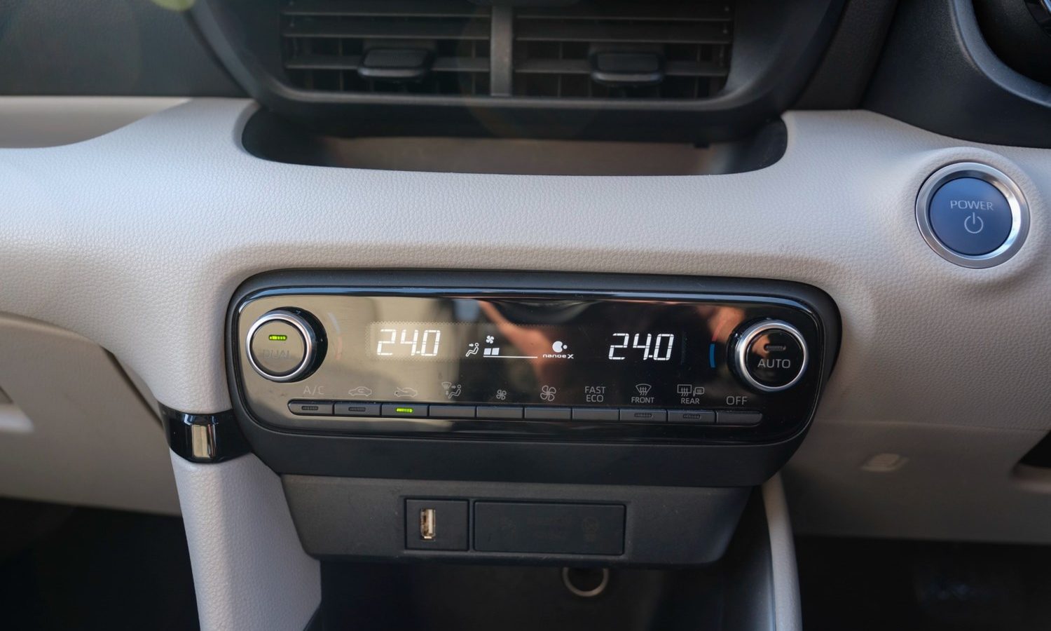 2022 Toyota Yaris 1.5 Hybrid Excel 5dr CVT for sale at Hofmanns