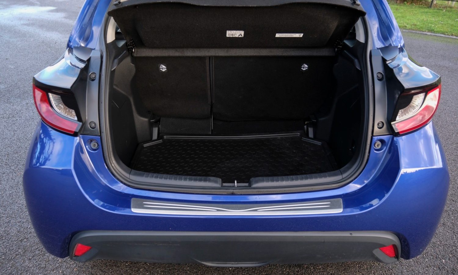 2022 Toyota Yaris 1.5 Hybrid Icon 5dr CVT for sale at Hofmanns