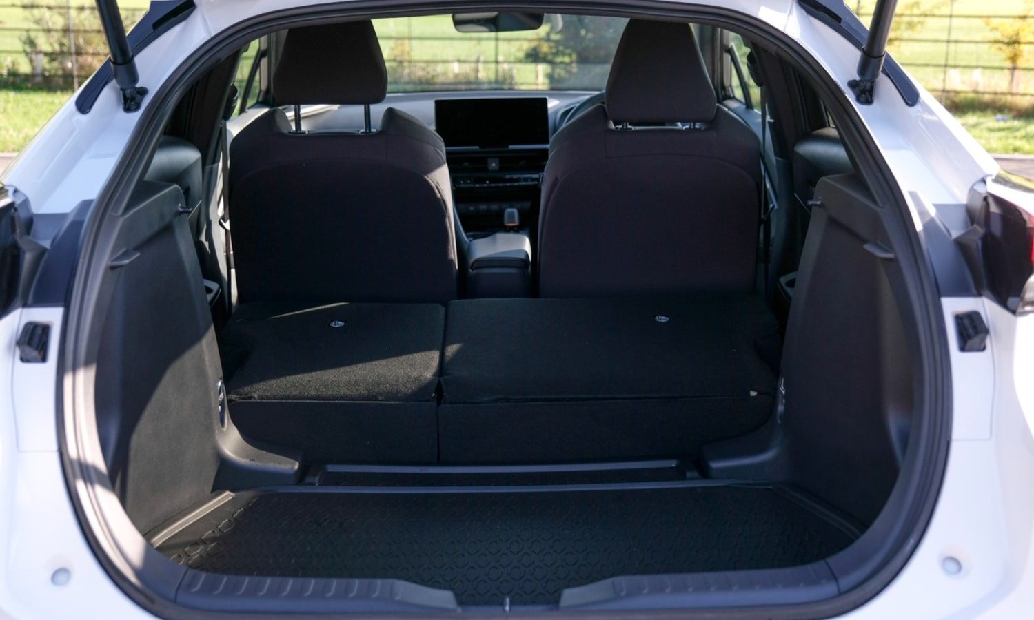 2024 Toyota C-HR 1.8 Hybrid Design 5dr CVT for sale at Hofmanns