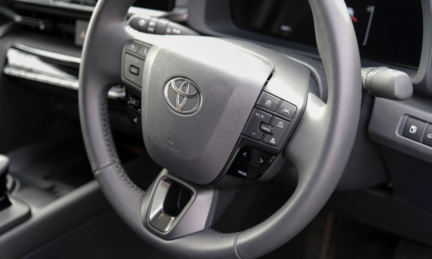 2024 Toyota C-HR 1.8 Hybrid Design 5dr CVT for sale at Hofmanns