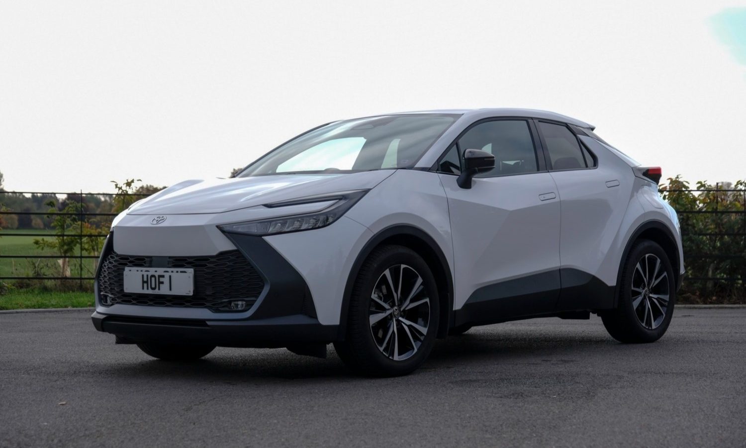 2024 Toyota C-HR 1.8 Hybrid Design 5dr CVT for sale at Hofmanns